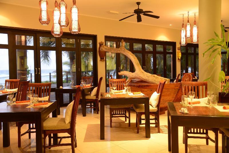 Doubletree By Hilton Seychelles Allamanda Resort & Spa Takamaka Екстер'єр фото