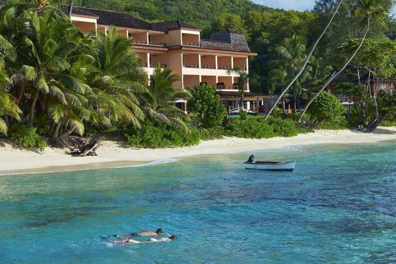 Doubletree By Hilton Seychelles Allamanda Resort & Spa Takamaka Екстер'єр фото
